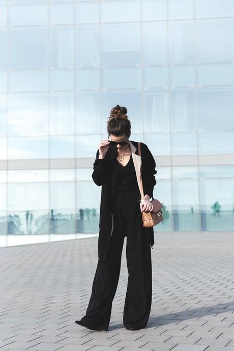 MANGO SPRING-SUMMER 080_Mango_Spring_Summer-Palazzo_Trouusers-Trench_Coat-TOtal_Black-Outfit-Collage_Vintage-Street_style-36