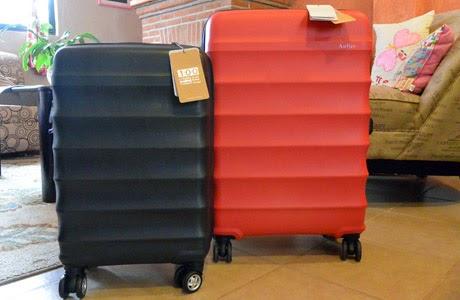 Juno Antler, maleta, equipaje, Liquis