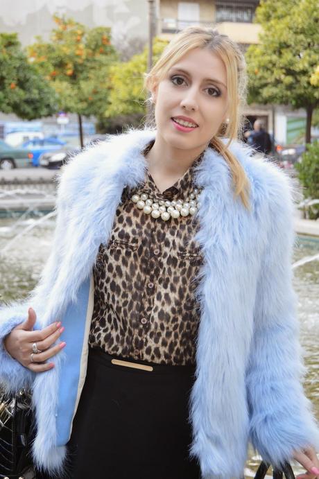 OUTFIT : Un Yeti blu OUTFIT : Un Yeti blu