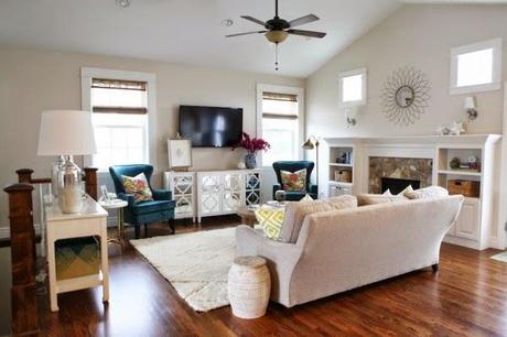 Una practica sala de estar y oficina Una practica sala de estar y oficina