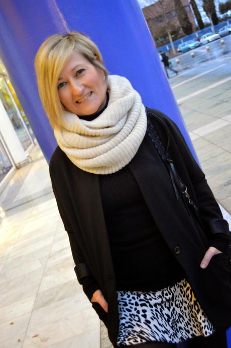 Tall Boots and black&white. Primer Aniversario del blog. Tall Boots and black&white. Primer Aniversario del blog.