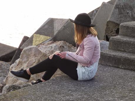 Quien lucha sin descanso, triunfa Quien lucha sin descanso, triunfa