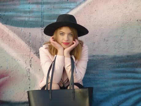 Quien lucha sin descanso, triunfa Quien lucha sin descanso, triunfa