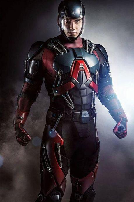 1era mirada a Brandon Routh con el traje de The Atom en la serie Arrow