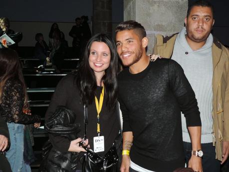 Giovani dos Santos en Desfile Desigual en 080 Bcn Fahion Febrero 2015 Giovani dos Santos en Desfile Desigual en 080 Bcn Fahion Febrero 2015