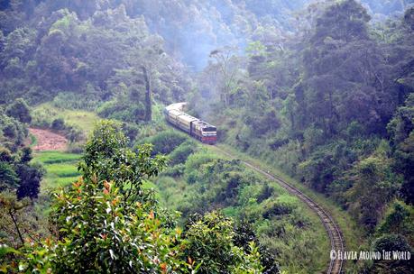 Tren birmano en el trekking desde Kalaw al lago Inle