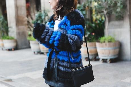 BLACK & BLUE Custo_Barcelon-Faux_Fur-Coat-Leather_Skirt-Fall_Winter_15-Outfit_Collage_Vintage-Street_Style-46