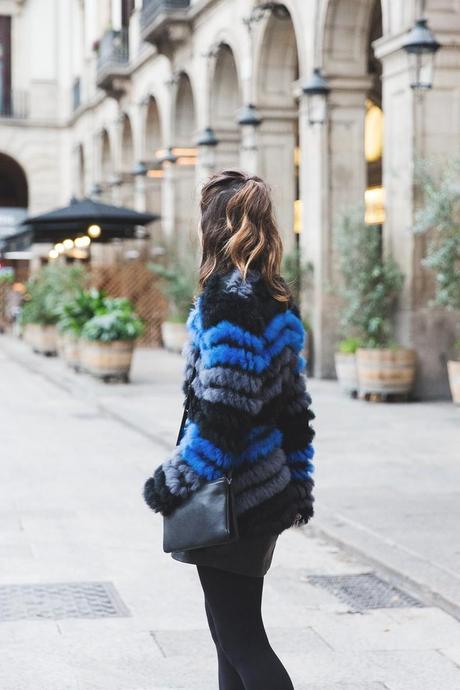 BLACK & BLUE Custo_Barcelon-Faux_Fur-Coat-Leather_Skirt-Fall_Winter_15-Outfit_Collage_Vintage-Street_Style-1