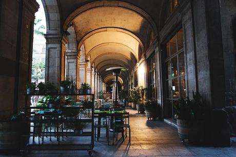 BLACK & BLUE Custo_Barcelon-Faux_Fur-Coat-Leather_Skirt-Fall_Winter_15-Outfit_Collage_Vintage-Street_Style-54