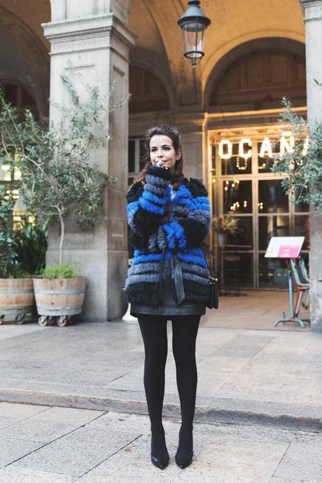BLACK & BLUE Custo_Barcelon-Faux_Fur-Coat-Leather_Skirt-Fall_Winter_15-Outfit_Collage_Vintage-Street_Style-26