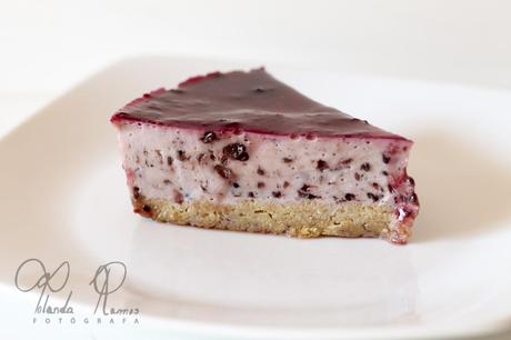 Tarta fría de yogur y mermelada de moras. Receta tarta de mora