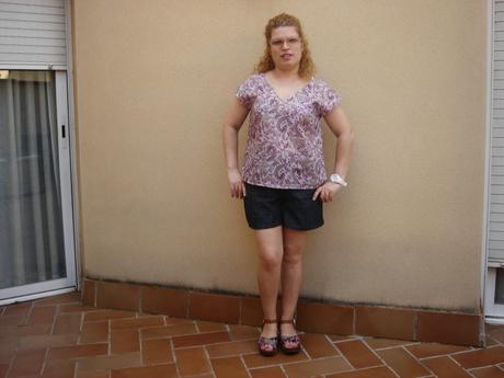 TOP ESCOTE PICO CON PATRON TOP ESCOTE PICO CON PATRON