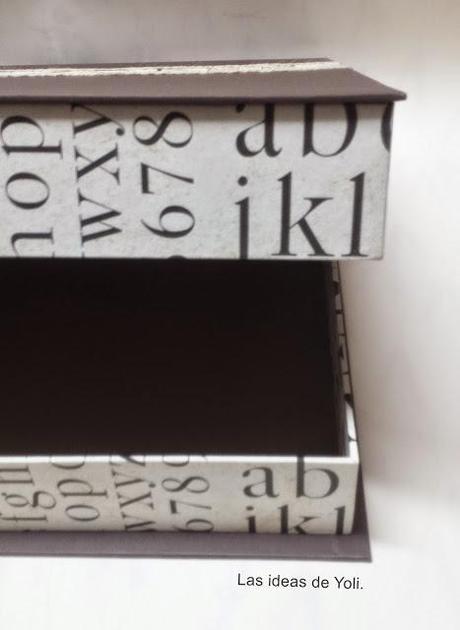 Caja doble bandeja, para libro de firmas.