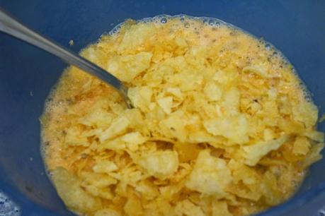 tortilla de espárragos verdes, patatas fritas, chorizo, salchichas y queso tortilla de espárragos verdes, patatas fritas, chorizo, salchichas y queso