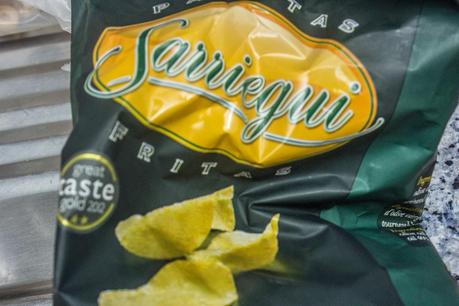 tortilla de espárragos verdes, patatas fritas, chorizo, salchichas y queso tortilla de espárragos verdes, patatas fritas, chorizo, salchichas y queso