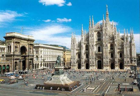 Destino 2015: Un mese sotto il cielo di un estate italiana Destino 2015: Un mese sotto il cielo di un estate italiana