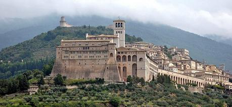 Destino 2015: Un mese sotto il cielo di un estate italiana Destino 2015: Un mese sotto il cielo di un estate italiana