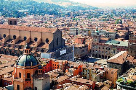 Destino 2015: Un mese sotto il cielo di un estate italiana Destino 2015: Un mese sotto il cielo di un estate italiana