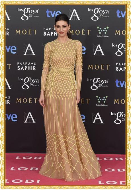 ALFOMBRA ROJA DE LOS GOYA 2014 ursula-corbero-goya-2015