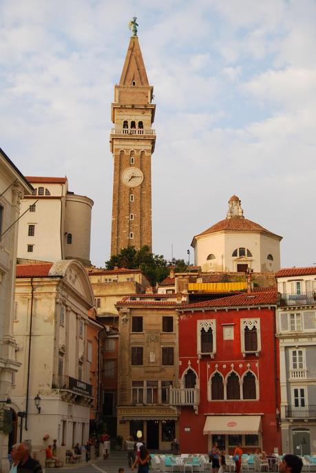 PIRAN... EL SECRETO DE LA COSTA ESLOVENA PIRAN... EL SECRETO DE LA COSTA ESLOVENA