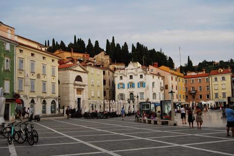PIRAN... EL SECRETO DE LA COSTA ESLOVENA PIRAN... EL SECRETO DE LA COSTA ESLOVENA