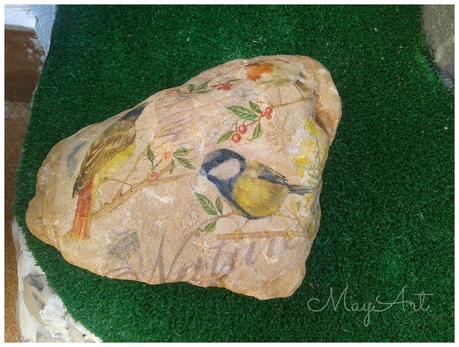 PIEDRA CON DECOUPAGE PIEDRA CON DECOUPAGE