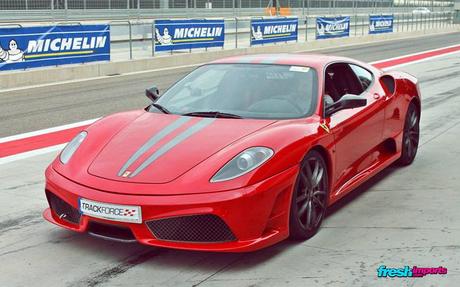 F430 Scuderia vs. F458 Speciale ¿Con cuál te quedas? F430-Scuderia-vs.-F458-Speciale-scuderia-front