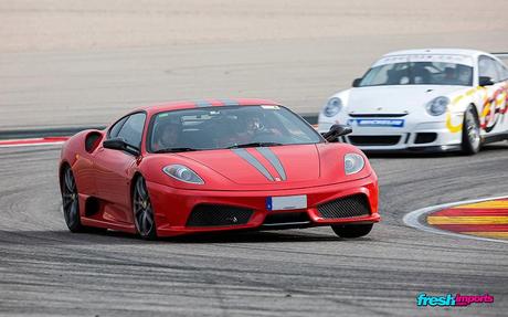 F430 Scuderia vs. F458 Speciale ¿Con cuál te quedas? F430-Scuderia-vs.-F458-Speciale-Scuderia-rolling-track