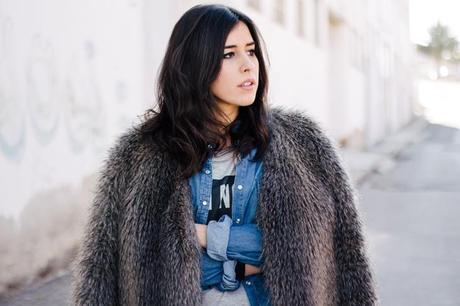 IM NOT A BLOGGER IM NOT A BLOGGER