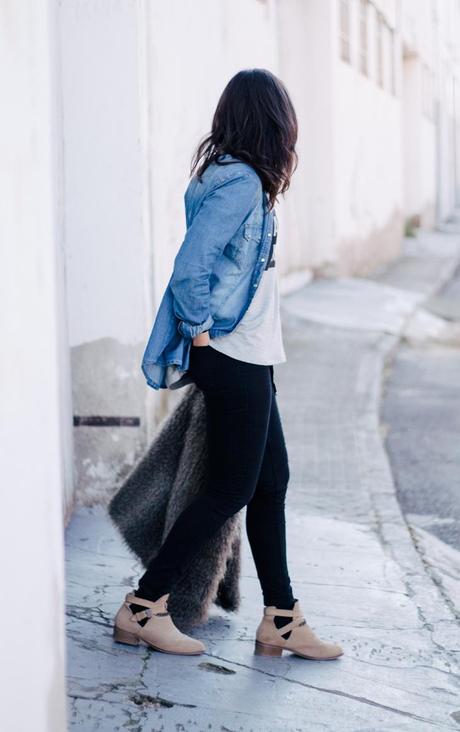 IM NOT A BLOGGER IM NOT A BLOGGER