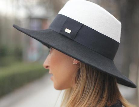 Fringed Sweater Fringed Sweater23