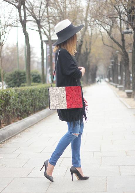 Fringed Sweater Fringed Sweater06