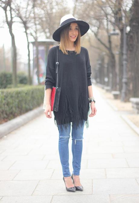 Fringed Sweater Fringed Sweater01