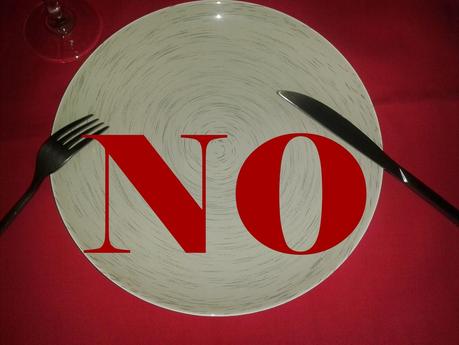 Cubiertos: pausa, mal colocados Cubiertos: pausa, mal colocados