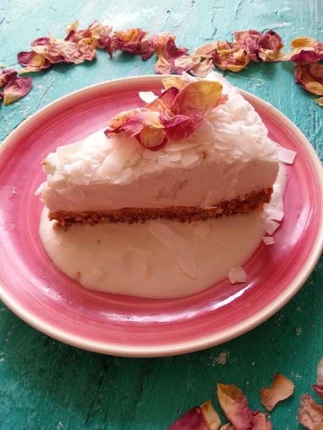 TARTA DE COCO PARA SAN VALENTÍN TARTA DE COCO PARA SAN VALENTÍN