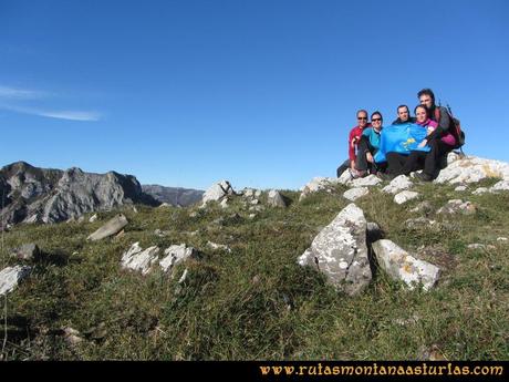 Ruta Tene, Cascorbal, Airua, Navalón: Cima el Cascorbal