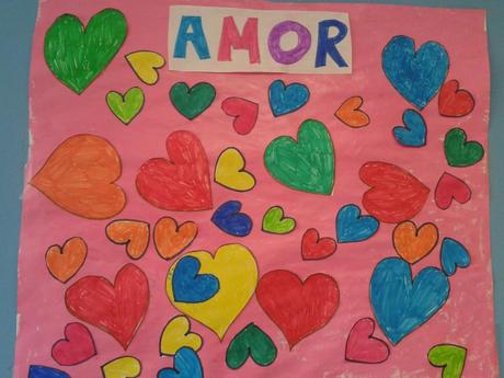 Ideas para celebrar San valentín en Familia mural_amor