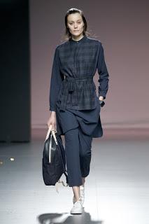 Mikelcolás resetea la pasarela con su nueva propuesta Mikelcolás resetea la pasarela con su nueva propuesta