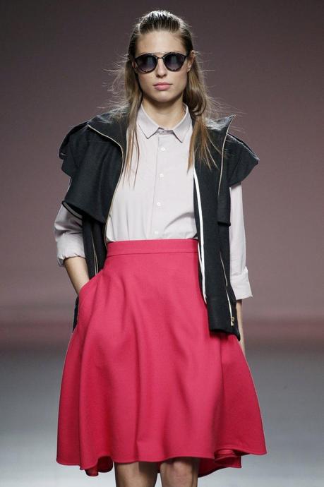 Mikelcolás resetea la pasarela con su nueva propuesta Mikelcolás resetea la pasarela con su nueva propuesta