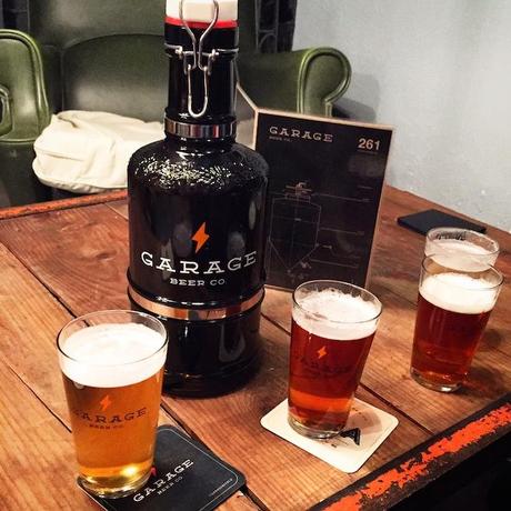 Garage Beer Co. la pasión por la craft beer en una fábrica de cerveza artesana del Eixample garage beer barcelona cerveza artesanal