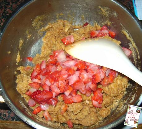 TARTA DE MOUSSE DE FRESAS TARTA DE MOUSSE DE FRESAS