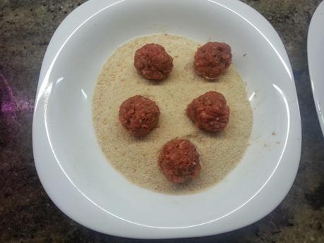 Guiso de albóndigas y patatas en olla programable. Guiso de albóndigas y patatas en olla programable.