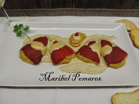 Pimientos rellenos con mejillones y salsa de nueces. Pimientos rellenos con mejillones y salsa de nueces.