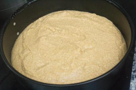 tarta de manzana, almendra, chocolate blanco y fresas tarta de manzana, almendra, chocolate blanco y fresas