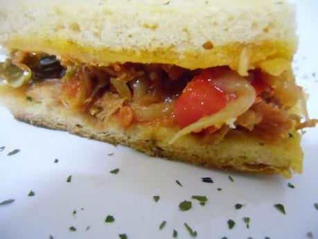 Empanada gallega de bonito