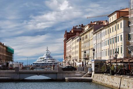 PRÓXIMA PARADA... TRIESTE PRÓXIMA PARADA... TRIESTE