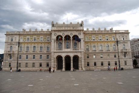 PRÓXIMA PARADA... TRIESTE PRÓXIMA PARADA... TRIESTE