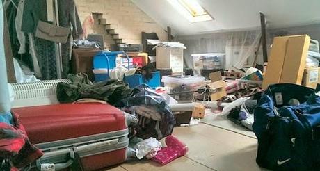 UN TRASTERO CONVERTIDO EN ZONA DE DESPACHO UN TRASTERO CONVERTIDO EN ZONA DE DESPACHO