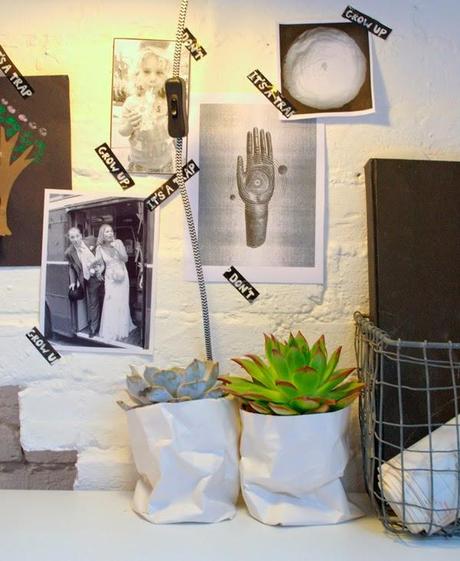 UN TRASTERO CONVERTIDO EN ZONA DE DESPACHO UN TRASTERO CONVERTIDO EN ZONA DE DESPACHO