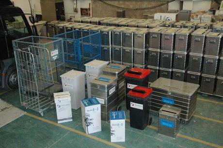 Distintos tipos de contenedores para el sistema de reciclaje de papel en tu oficina